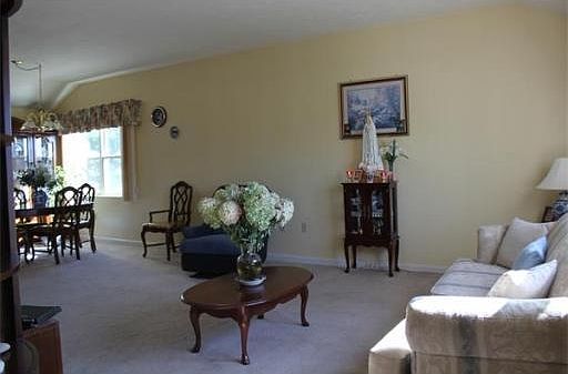 4th image of 136 Crystal Water Dr
