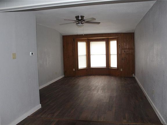 3rd image of 2034 Lowden St