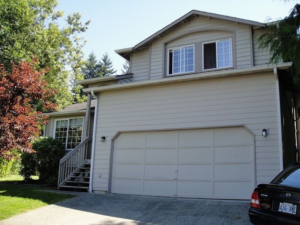 1st image of 7511 52nd Pl NE