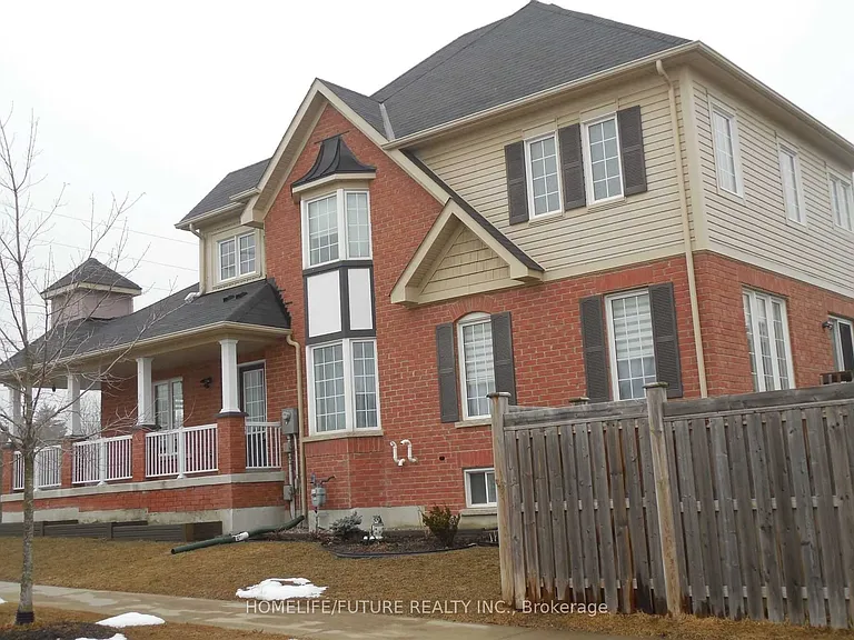 68 Richard Davies Cres — Photo 2