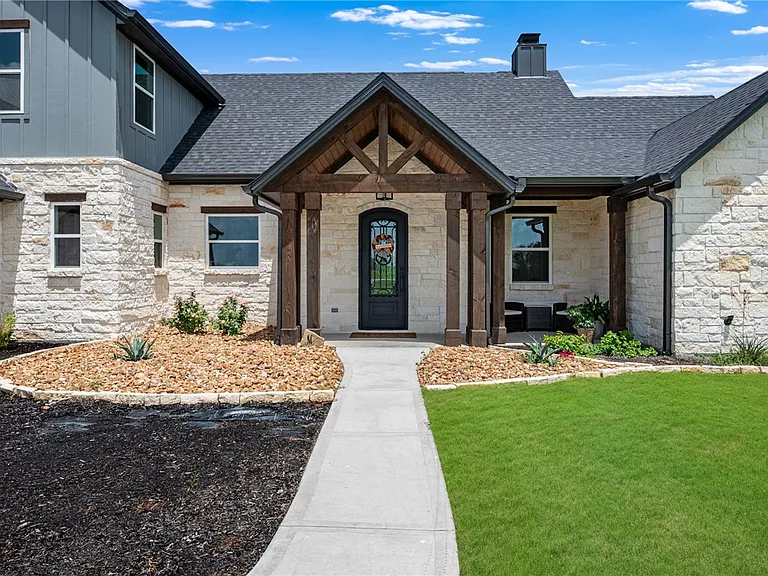9974 Hidden Pond Dr — Photo 4