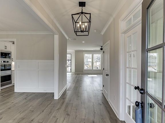 4th image of 175 Old Swimming Pool Rd