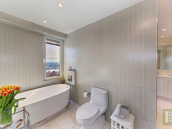 4th image of 303 E 57th St APT 39G