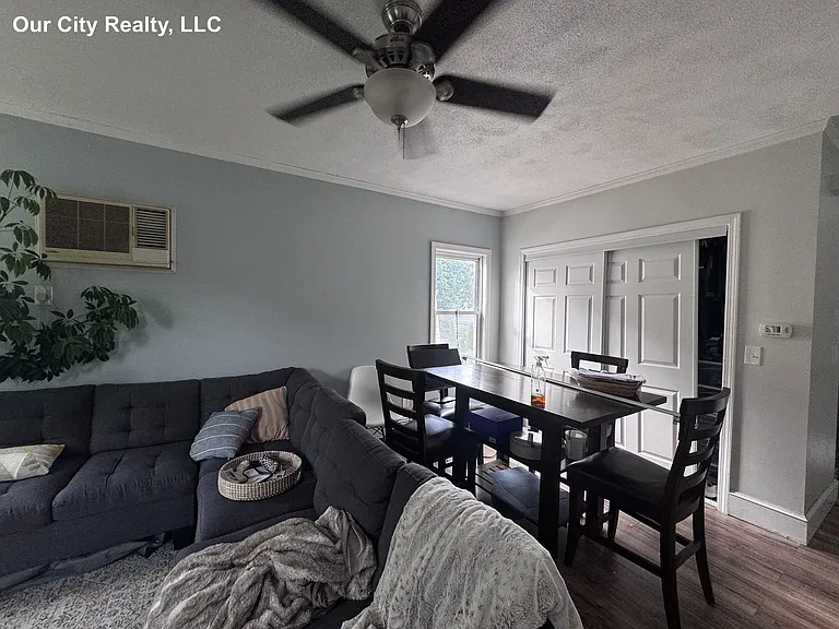 89-91 Kinsman St #2 — Photo 9