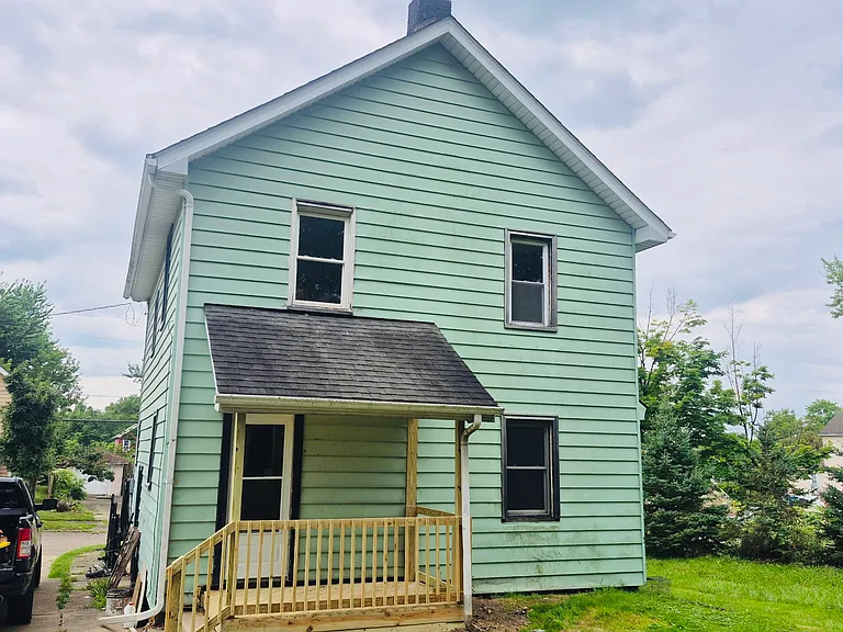 48 Bright Ave — Photo 3