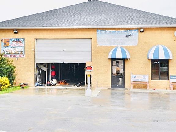 2nd image of 111 Bank St