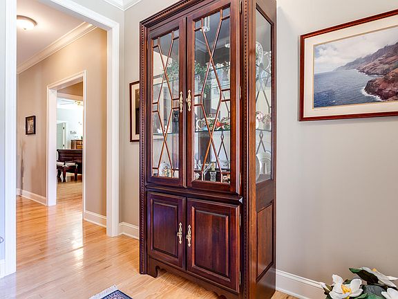 3rd image of 1140 Highgrove Garden Way #25