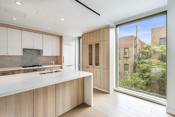 Rented by Compass | media 14