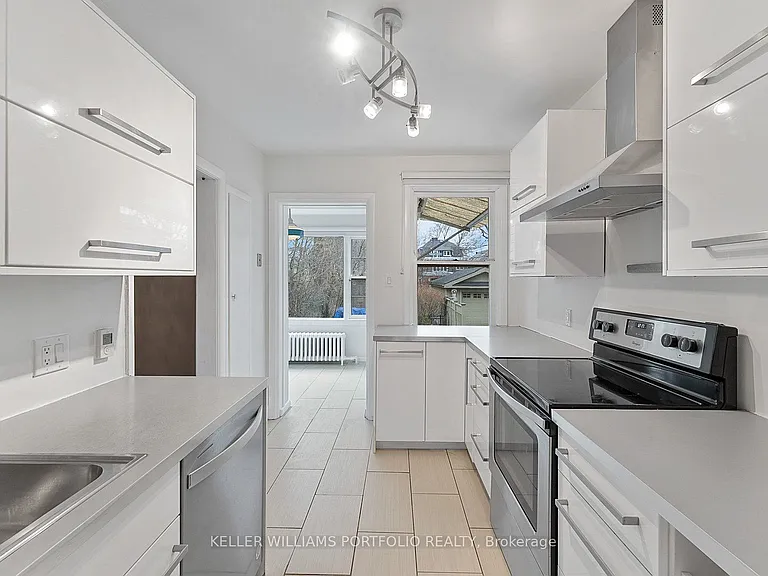 145 Glengrove Ave W — Photo 19