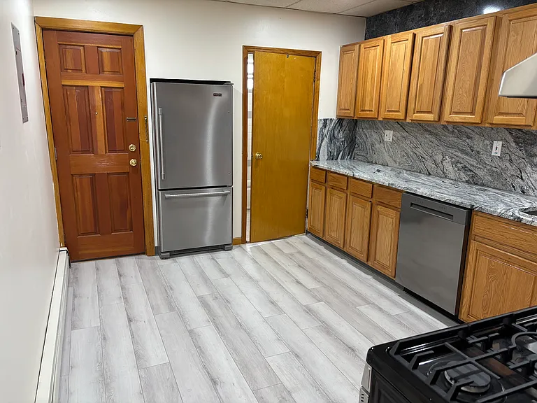 489 Avenue A #2 — Photo 2