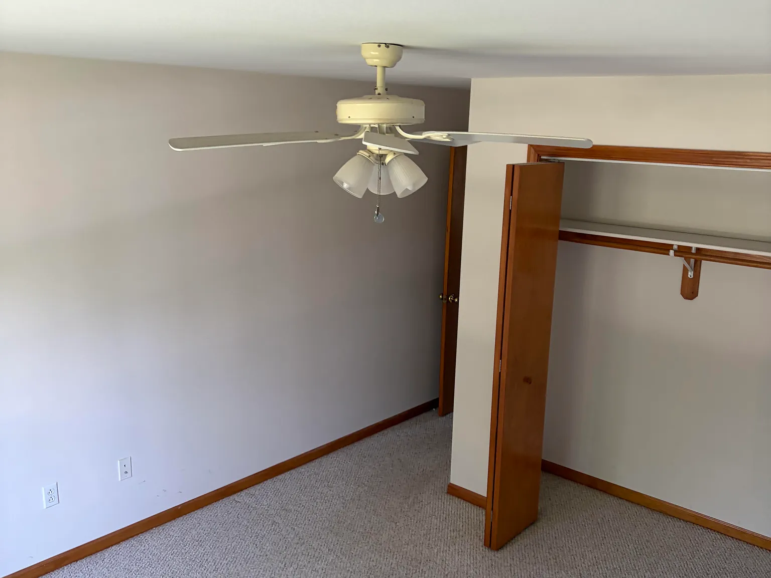 2 bed, 1100 sqft, $1,150 — Photo 3