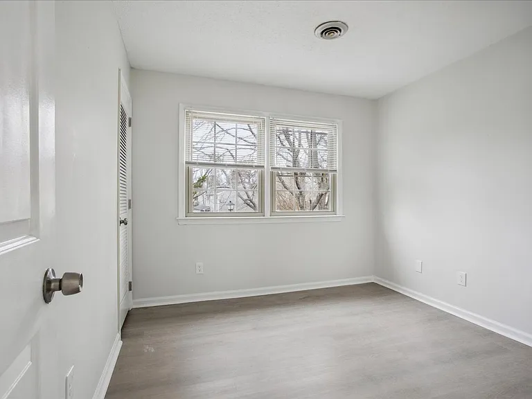 1 Sandpiper Ct — Photo 19