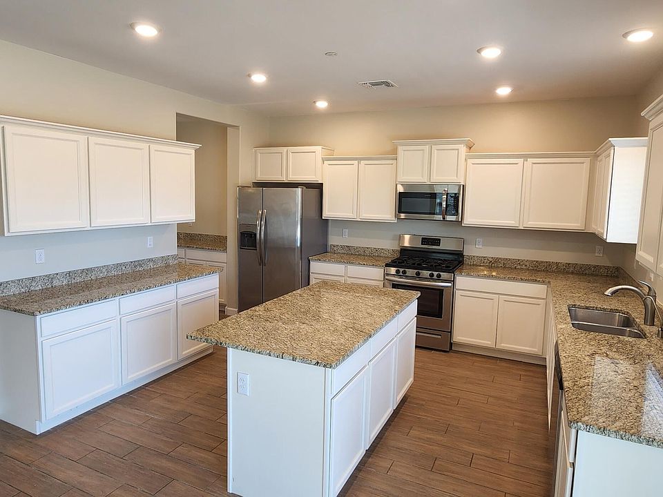 2nd image of 9494 W Gambel Oak Ln