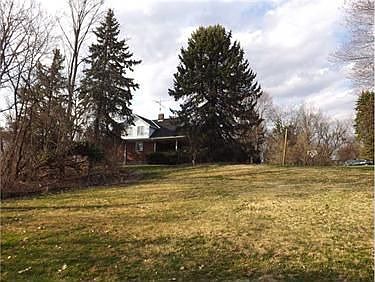 4th image of 135 Cherrywood Dr