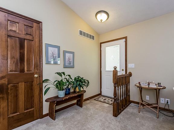 5th image of 2568 Walker Woods Ct NW