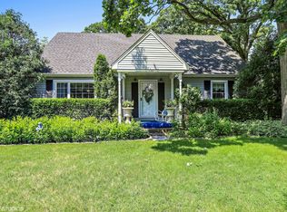 130 S Delany Rd, Gurnee, IL 60031