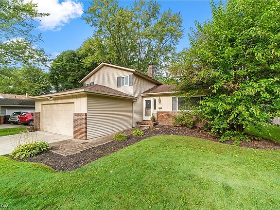 2nd image of 6556 Forest Glen Ave