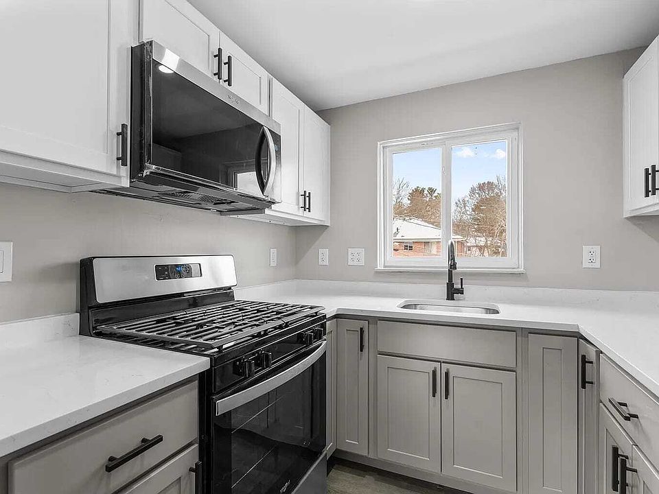 1st image of 5-45 Bennett Dr #11534516