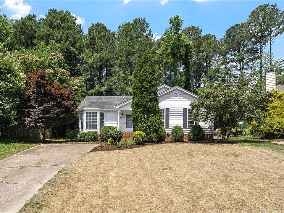 1st image of 4637 Timberhurst Dr
