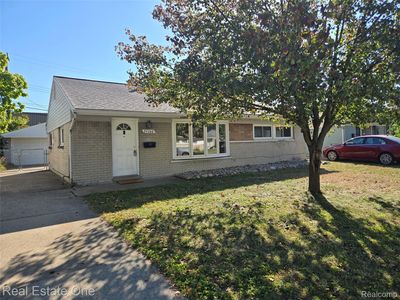 25740 Miracle Dr, Madison Heights, MI, 48071