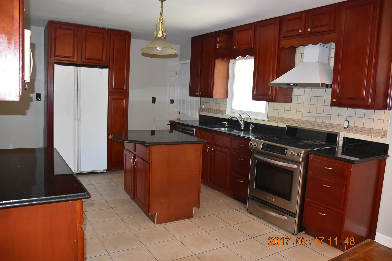 673 Roosevelt Blvd photo 1