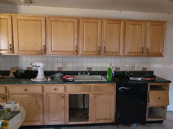2nd image of 336 Berwyn Ave