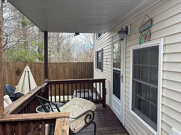 83 Pocohontas Trl — exterior photo