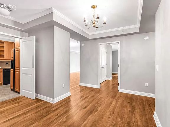 5th image of 188 E 78th St APT 4C
