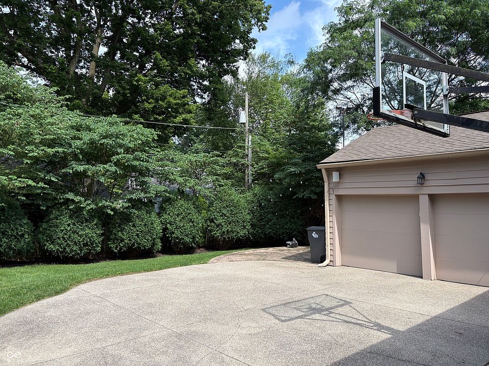 2nd image of 7010 N Park Ave