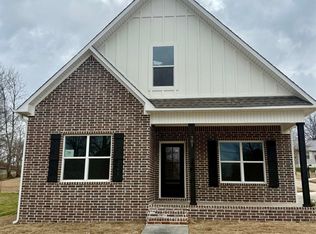 701 N 4th St, Paragould, AR 72450