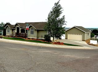 100 Skyline Dr NE, Great Falls, MT 59404