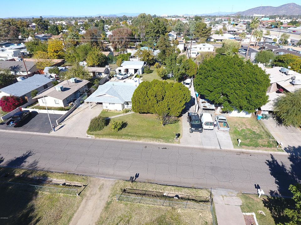 1st image of 2526 W Morten Ave