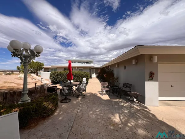 205 Trout Rd, Elephant Butte, NM 87935