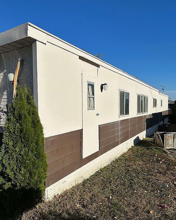 1st image of 1125 McKittrick St Unit 35