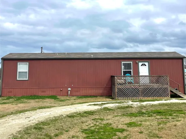 702 County Road 1500, Crockett, TX 75835