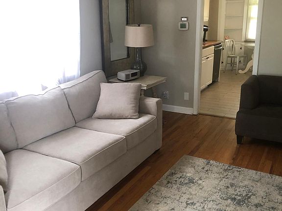 4th image of 3747 Malaer Dr