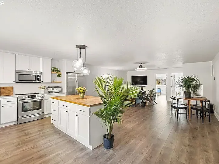 1 bed, 1000 sqft, $2,800 — Photo 4