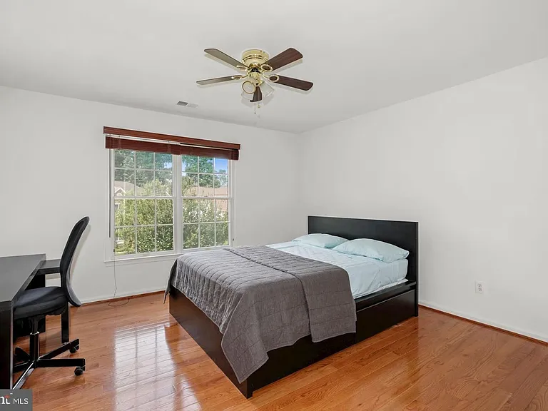 5045 Worthington Woods Way — Photo 31