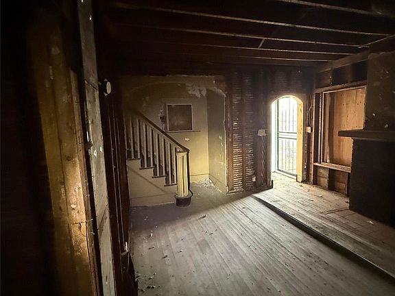 3rd image of 18036 Joann St