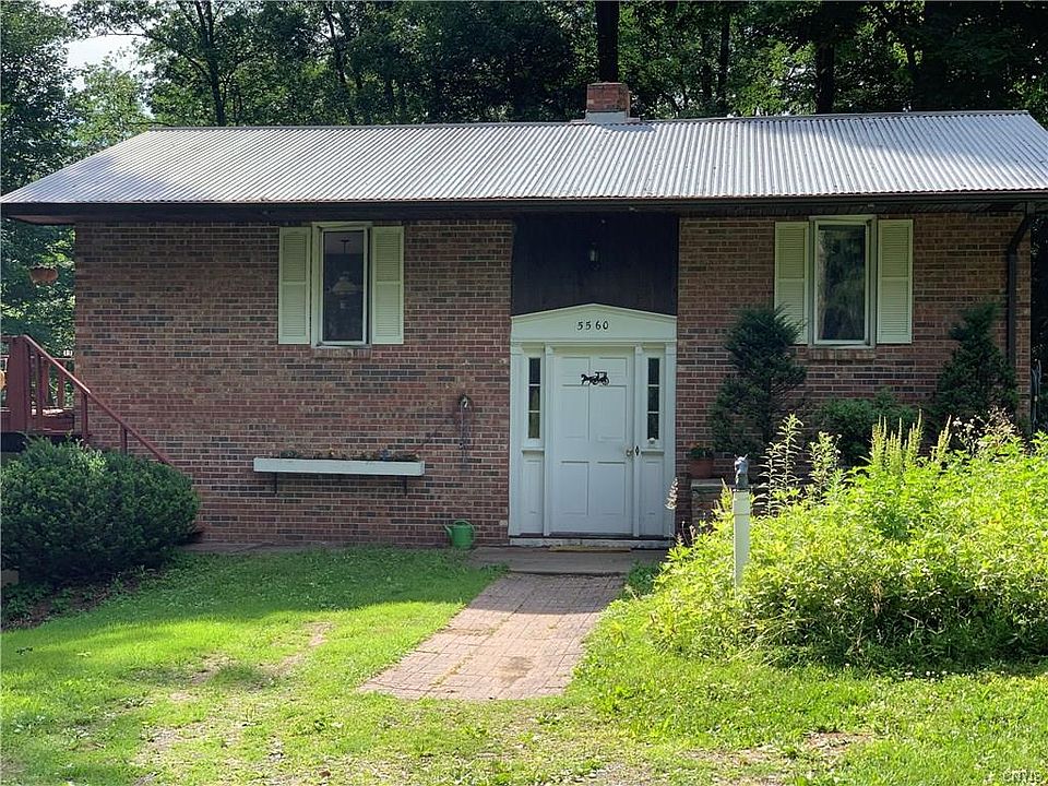 1st image of 5560 Lovers Ln