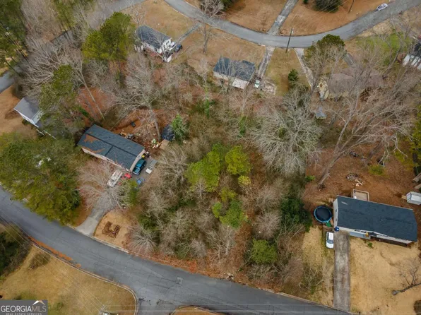 689 Gettysburg Trl NE, Kennesaw, GA 30144