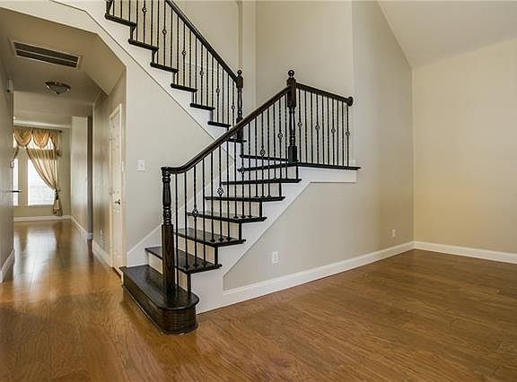 4th image of 4408 Caledonia Creek Ln