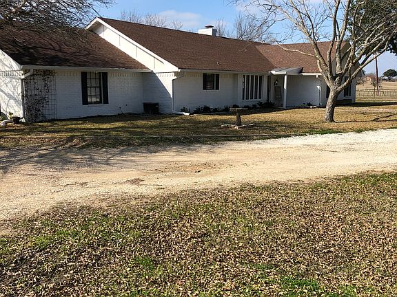 2nd image of 2492 Southwinds Dr