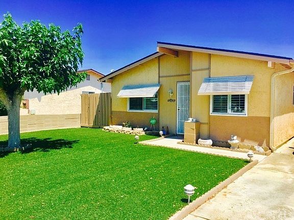 2nd image of 1818 Calle Amargosa
