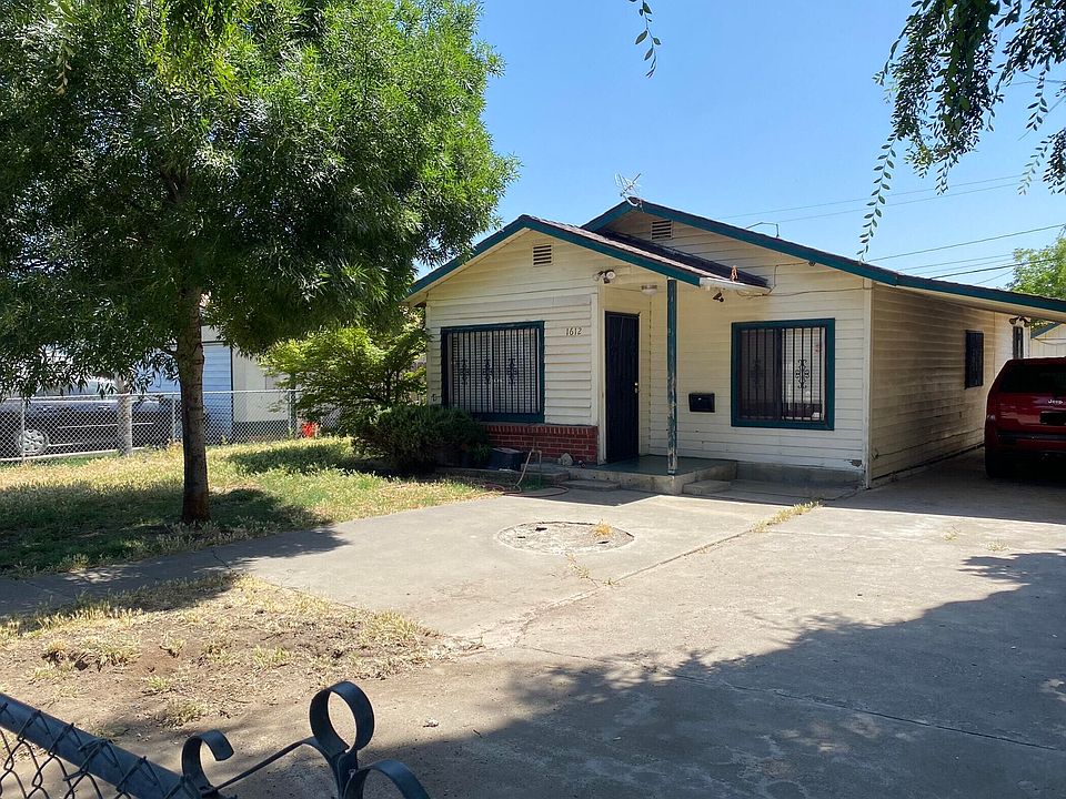 1st image of 1612 N Encina