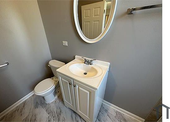 3rd image of 6957 S Wabash Ave #1