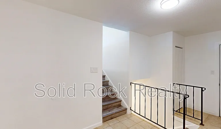 7336 Franconia Dr — Photo 11
