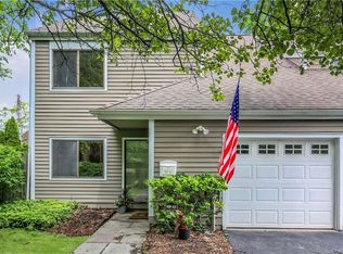 50 Pondview Rd APT A, Rye, NY 10580