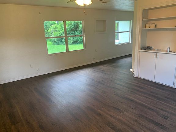 5th image of 2934 Avenue G NW