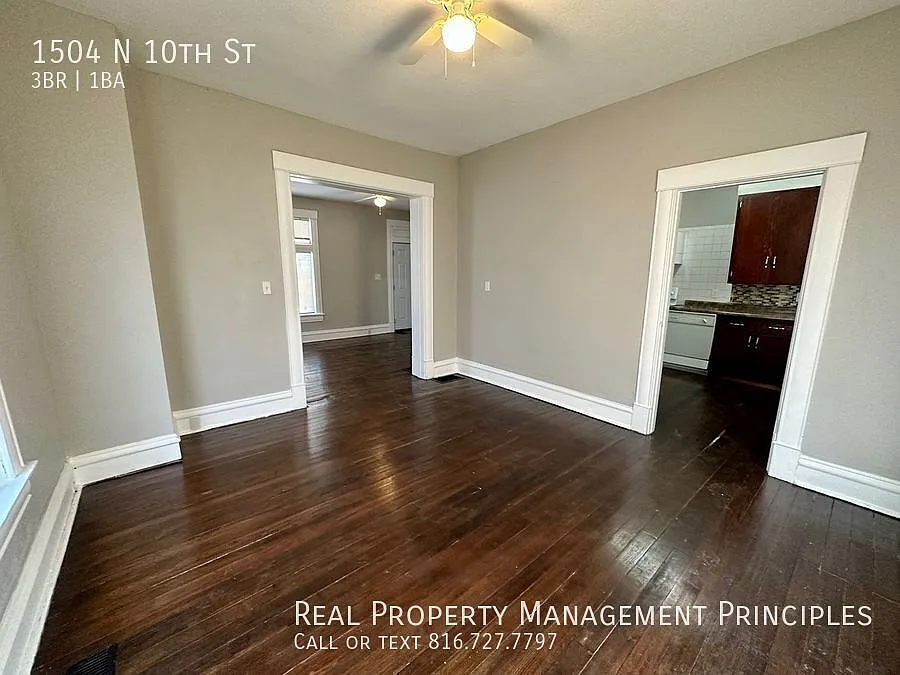 Spacious, Renovated 3 Bedroom, 1 Bathroom Townhouse!! Deposit Free Living Available via Obligo! — Photo 4